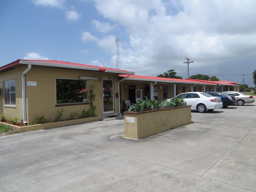 Travelers Inn Okeechobee Exteriér fotografie
